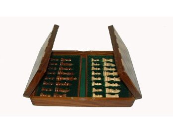 Magnetic Folding 255mm Lacquer Finish Chess Set (255mm)